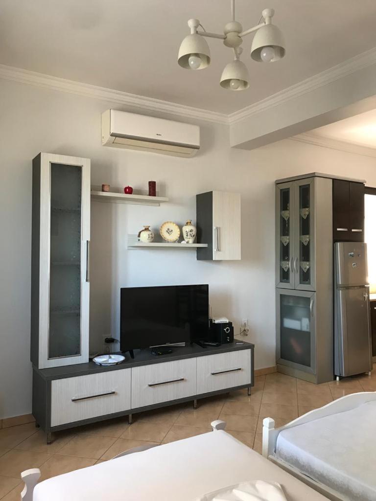 Alfa Apartaments Саранде Екстериор снимка